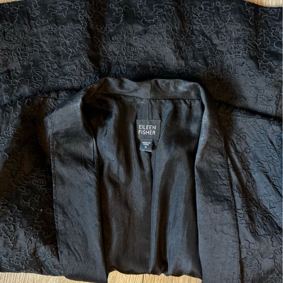 EILEEN FISHER BLACK 100% SILK JACKET SIZE SMALL PERFECT CONDITION - Picture 8 of 10